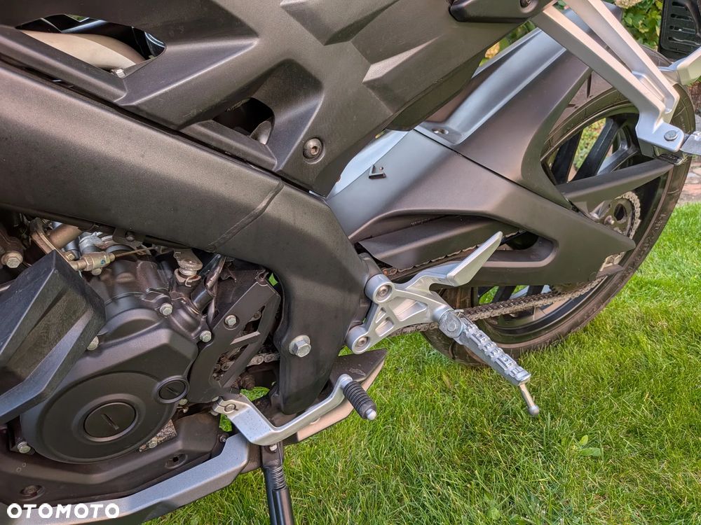 Yamaha MT - 17