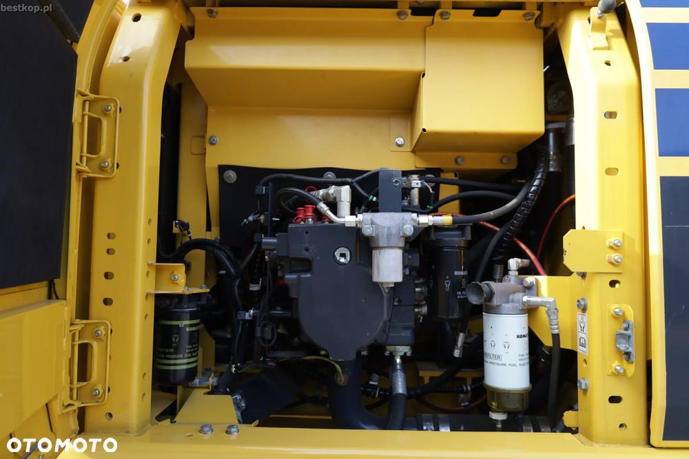 Komatsu PC210LC-11 - 31