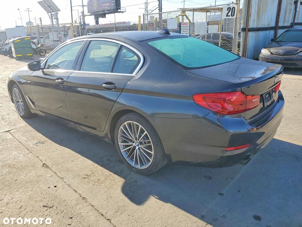BMW Seria 5 530i GPF M Sport sport - 2