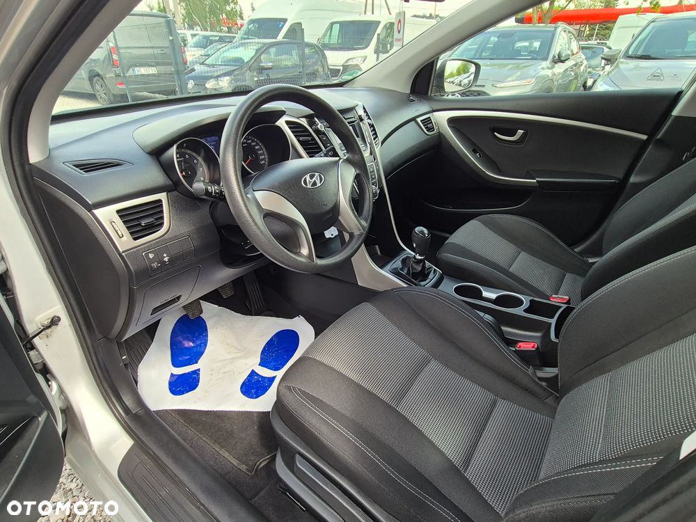 Hyundai i30 1.4 Comfort - 28