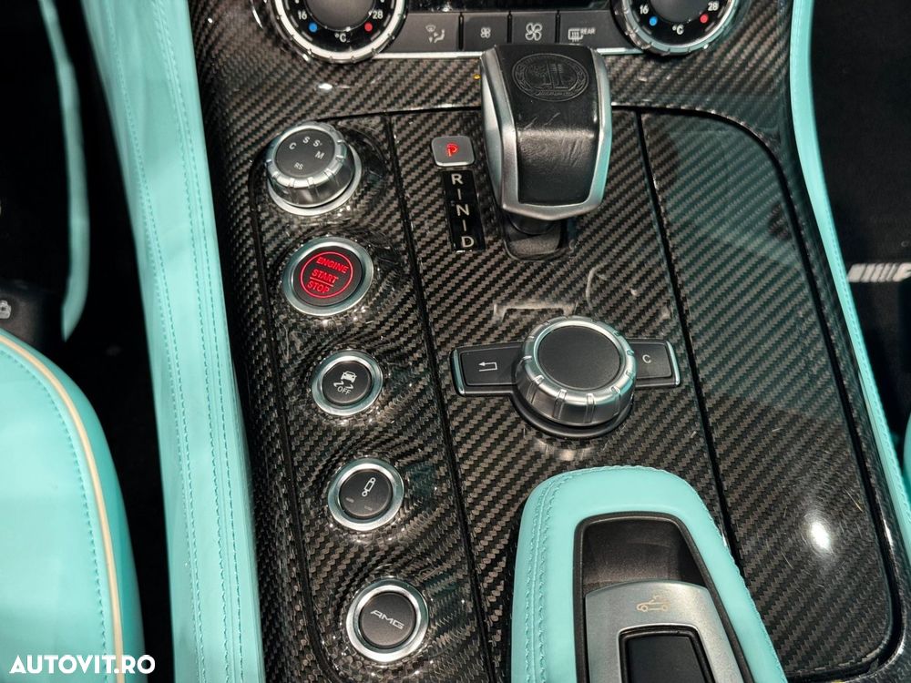 Mercedes-Benz SLS 63 AMG - 29
