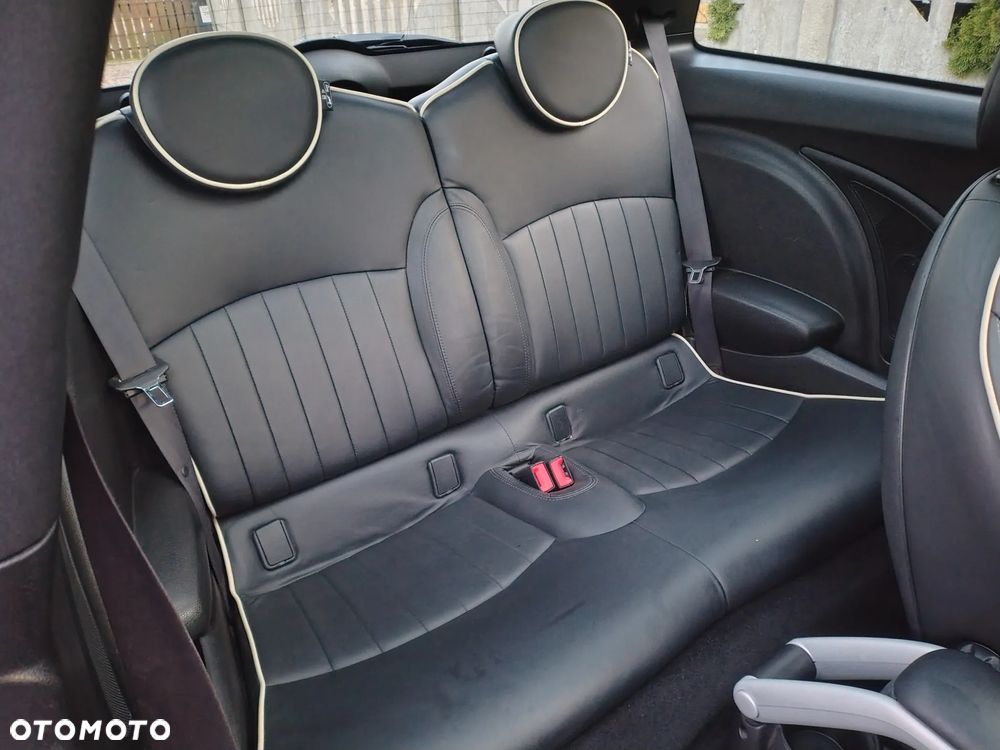 MINI Cooper S Standard - 8