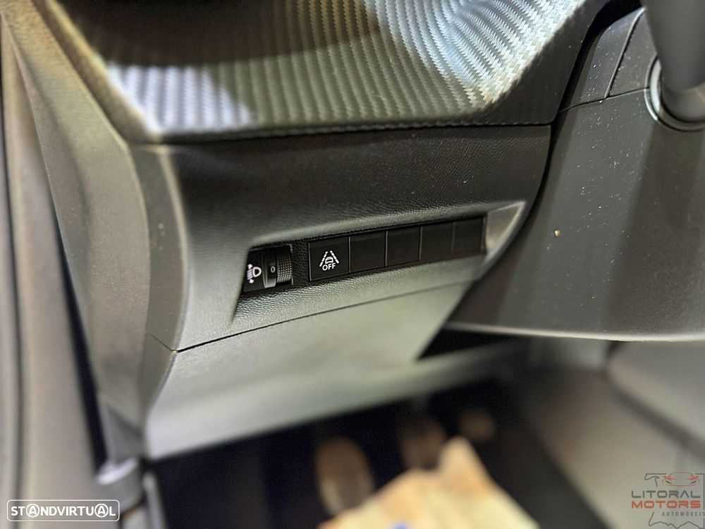 Peugeot 2008 1.2 PureTech Active - 19