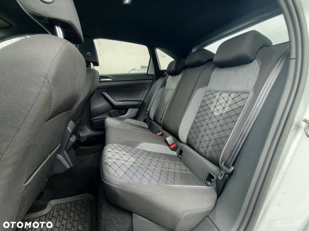 Volkswagen Taigo 1.5 TSI ACT R-Line DSG - 29