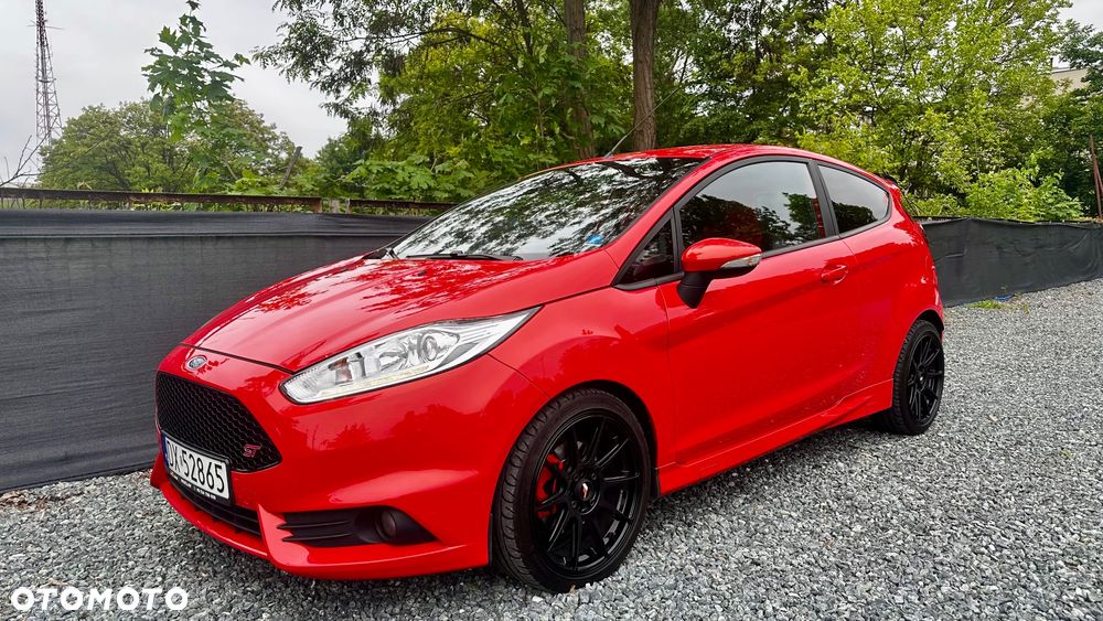 Ford Fiesta 1.6 EcoBoost mit Leder-Sport-Paket ST - 14