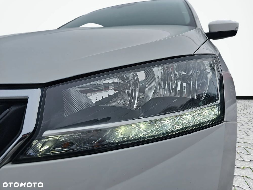 Skoda Fabia 1.0 TSI Ambition DSG - 15