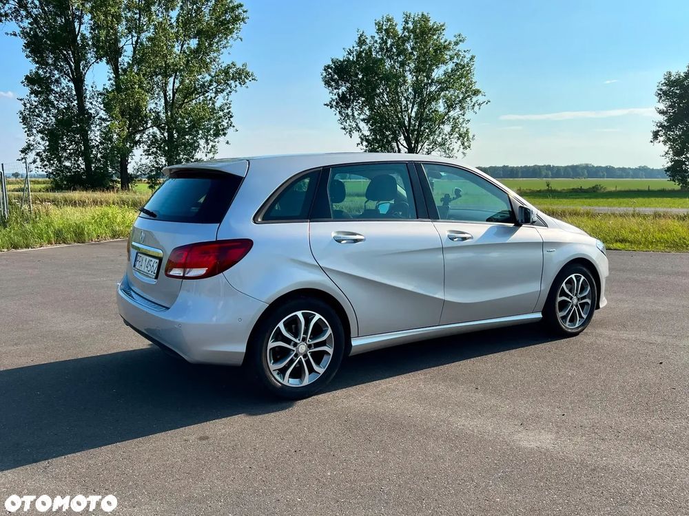 Mercedes-Benz Klasa B 180 7G-DCT - 5