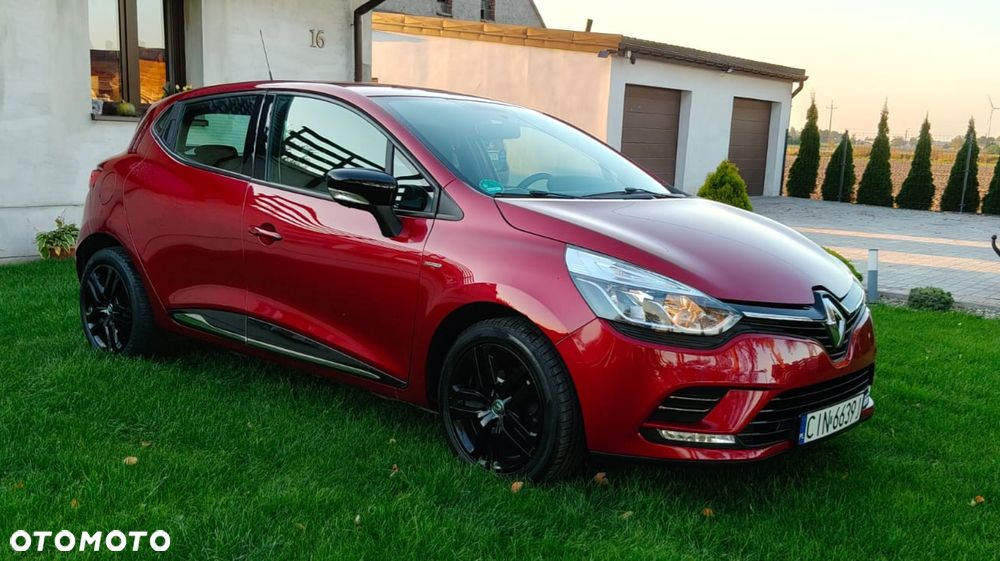Renault Clio 1.2 16V 75 LIMITED - 6