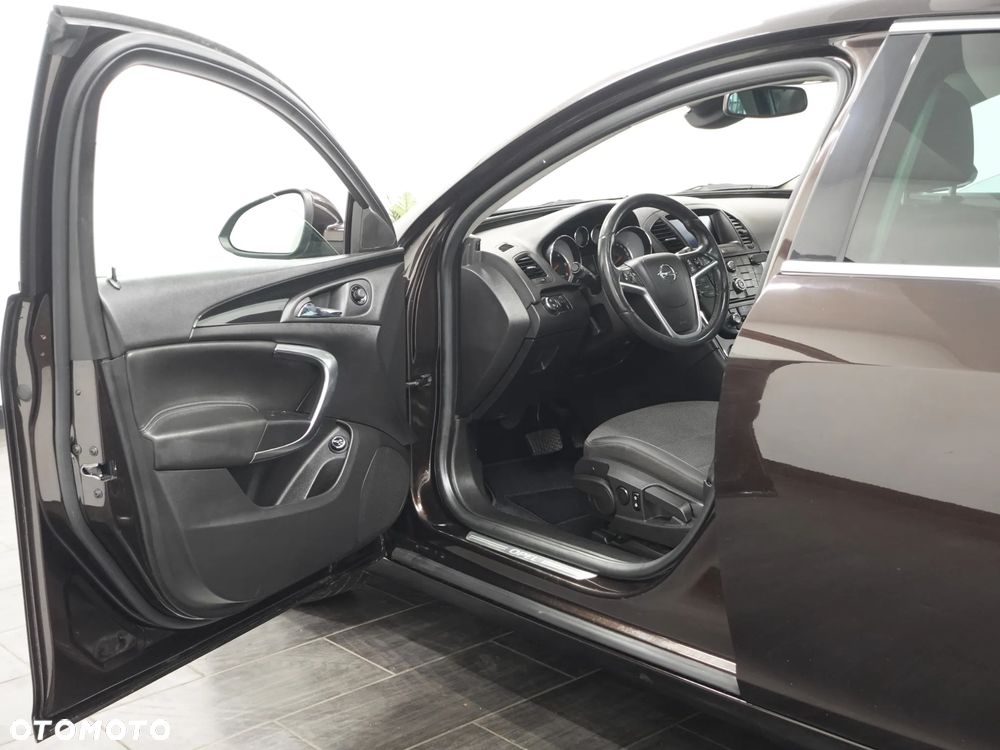 Opel Insignia 2.0 Bi Turbo CDTI 4x4 - 16