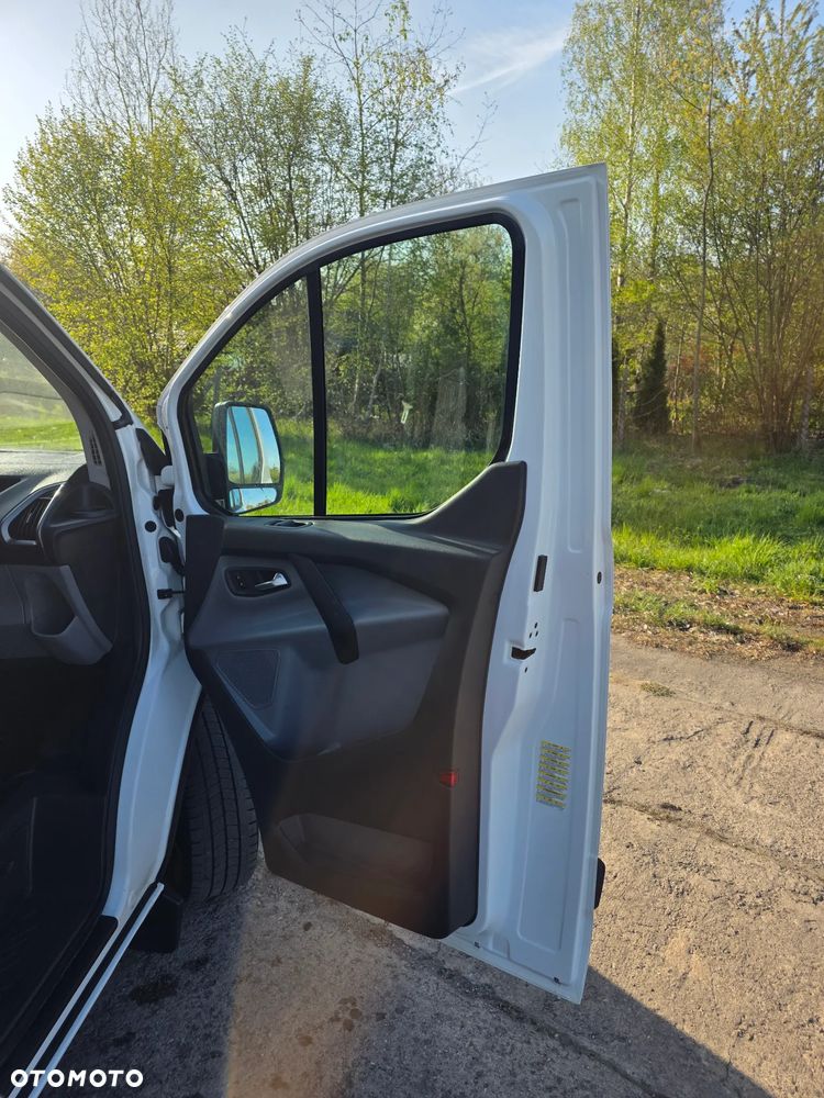 Ford Transit custom long 2,2 2015 r bez adblue 125KM klima tempomat trafic vivaro jumpy proace vito expert - 29