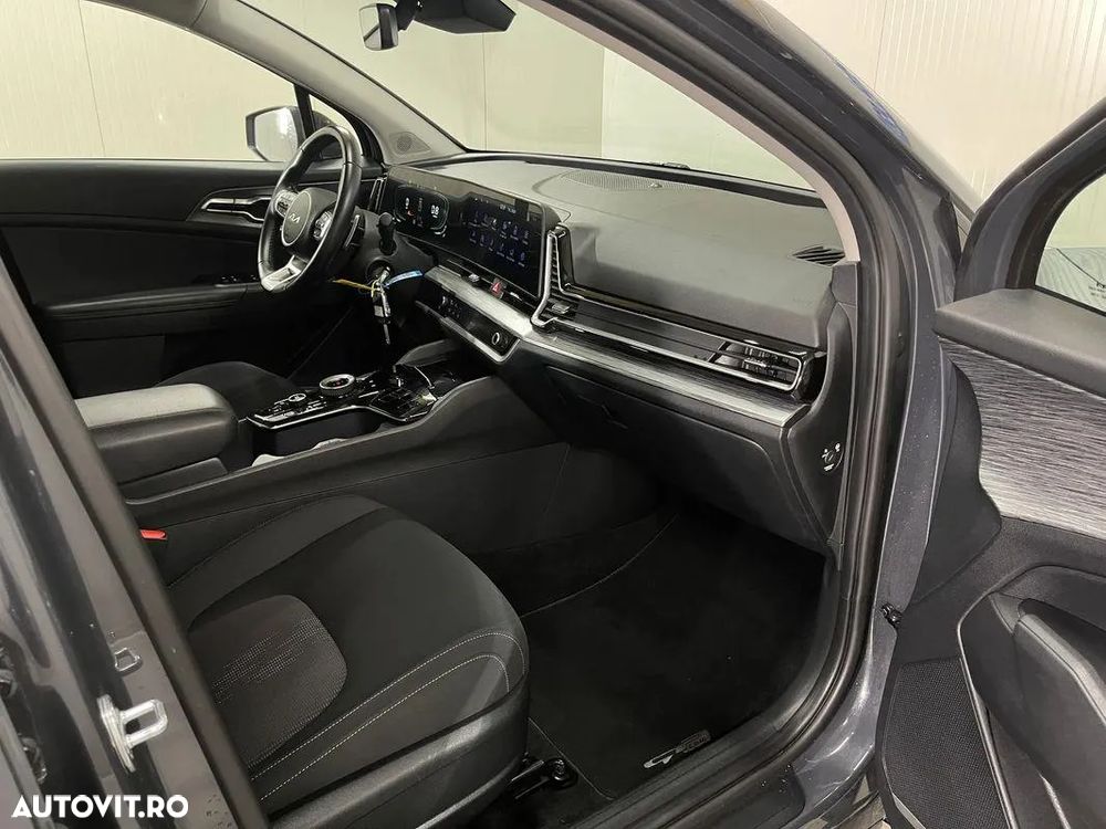 Kia Sportage 1.6 DSL MHEV 7DCT HP 4x2 Business Line - 9