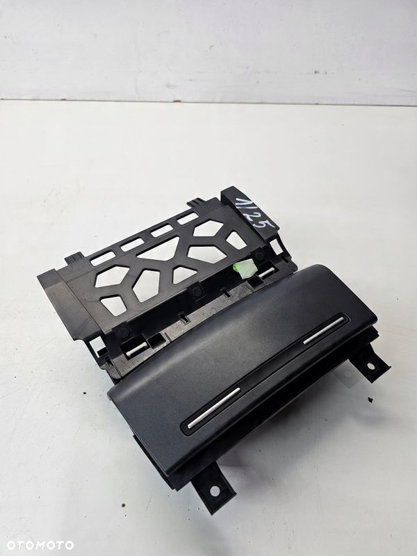 POPIELNICZKA PRZÓD AUDI A3 8P LIFT 8P0857951 - 3