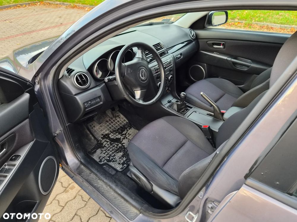 Mazda 3 - 8