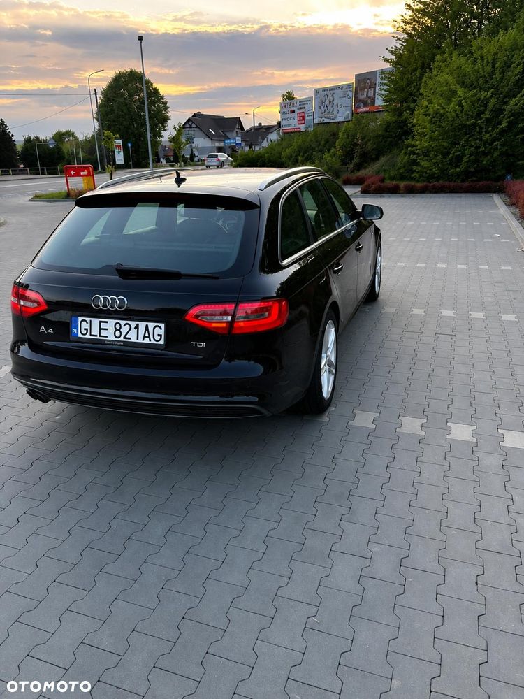 Audi A4 Avant - 8