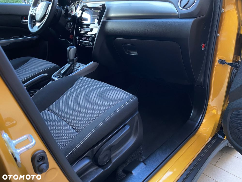 Suzuki Vitara 1.4 Boosterjet Premium 2WD - 33