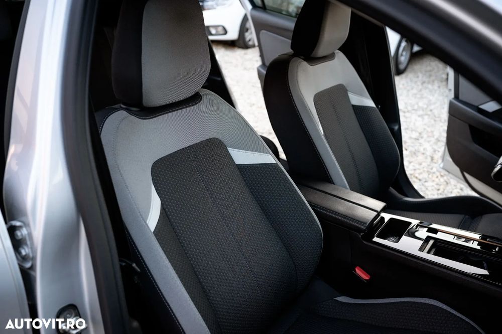 Opel Astra 1.2L Turbo Start/Stop AT8 Edition - 22