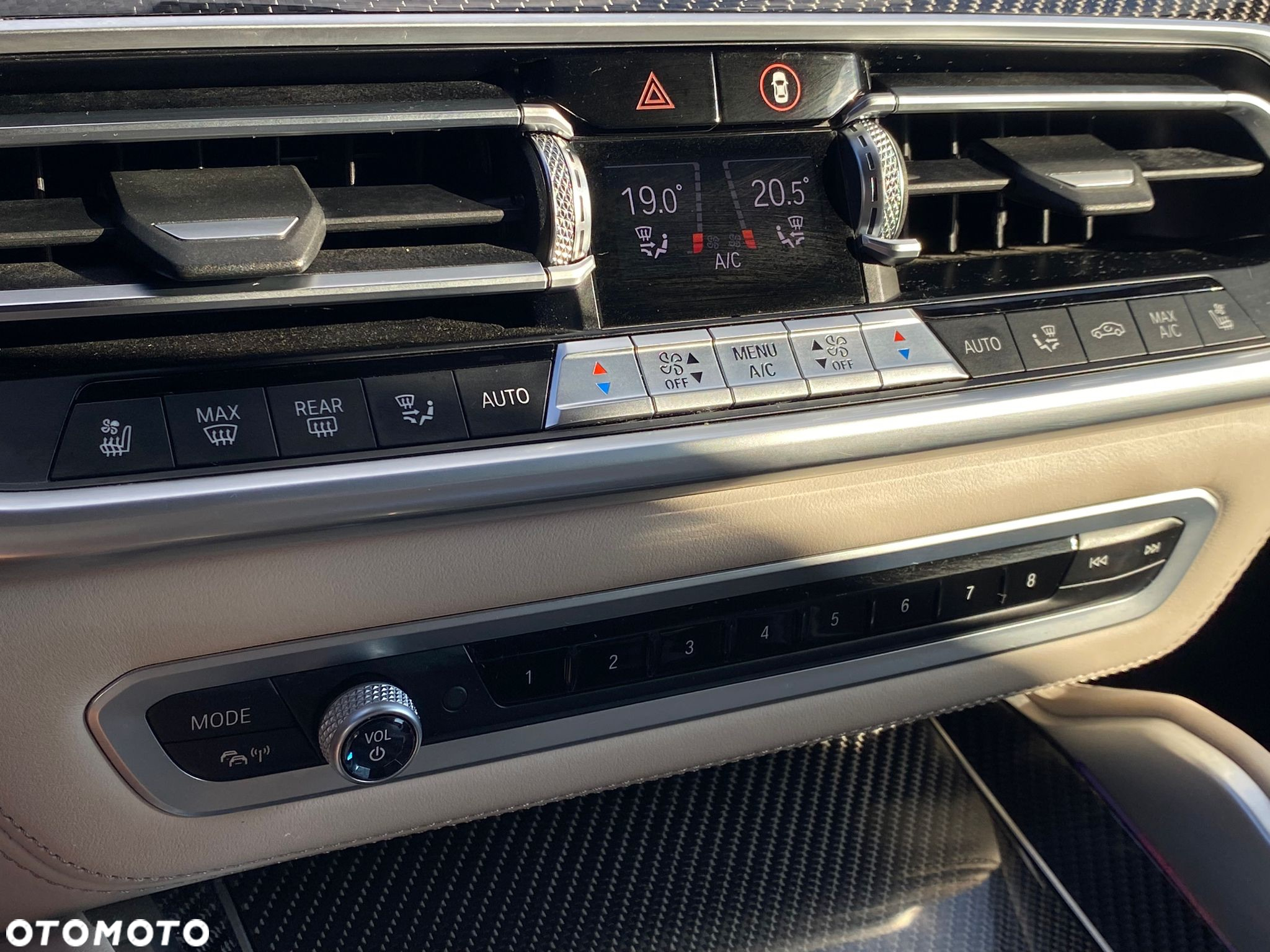 BMW X6 M50i - 22