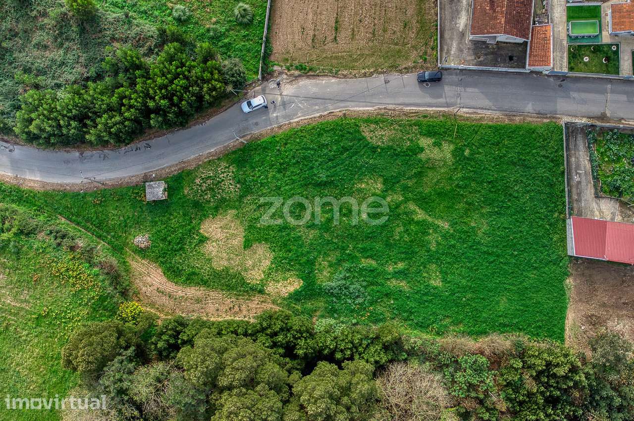 Terreno Localizado em Anta/ Espinho, com uma área total de 1490m². - Grande imagem: 4/11