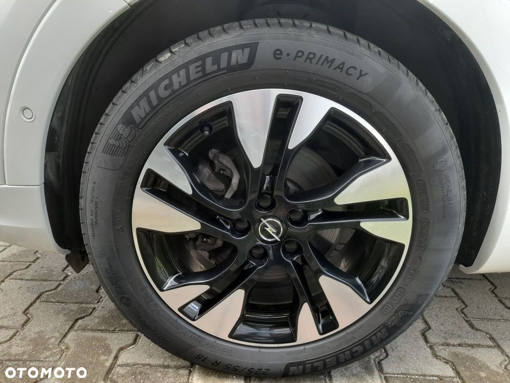 Opel Grandland 1.2 T Business Elegance S&S - 12
