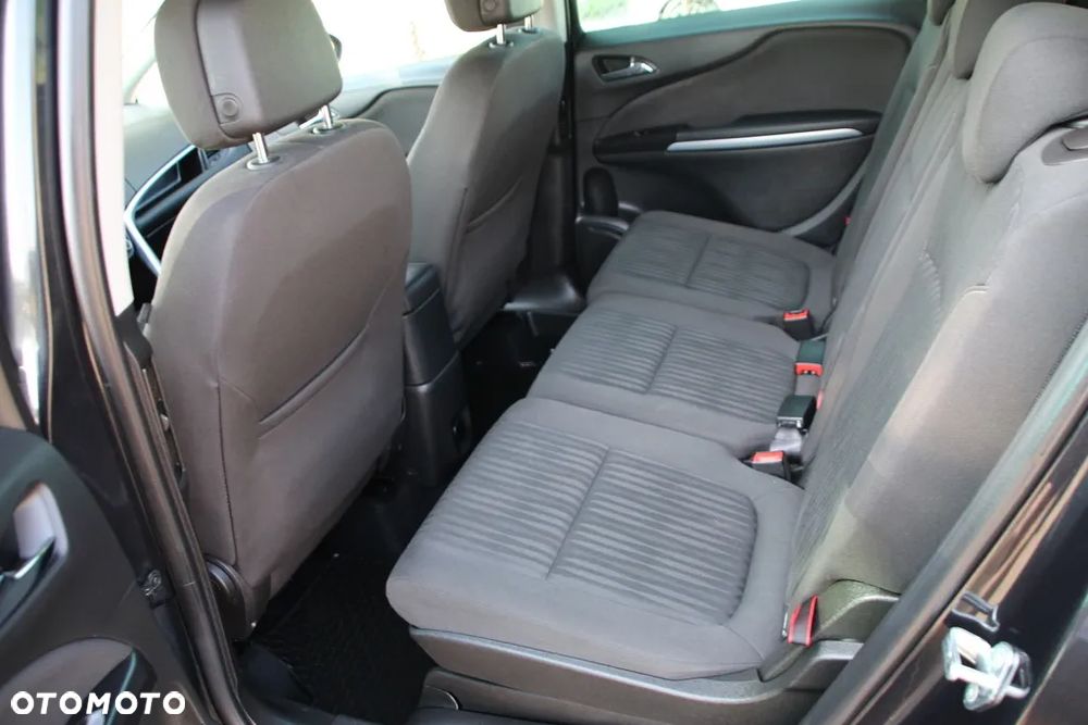 Opel Zafira 1.4 T Cosmo - 26