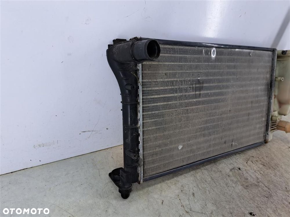 Chłodnica z wentylatorem Fiat Panda II 1.2 B 8V 2003-2013 ORYGINAŁ VALEO - 3