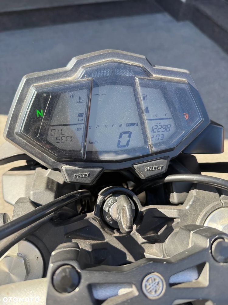Yamaha MT - 7