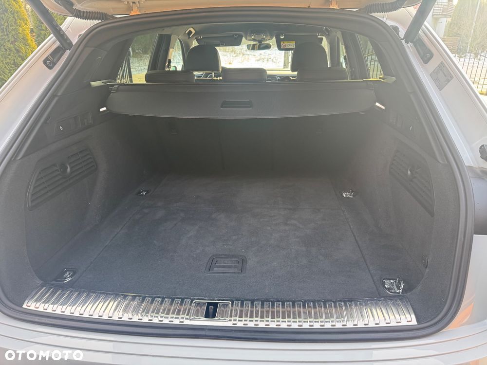Audi Q8 e-tron 50 95kWh Quattro S Line - 18