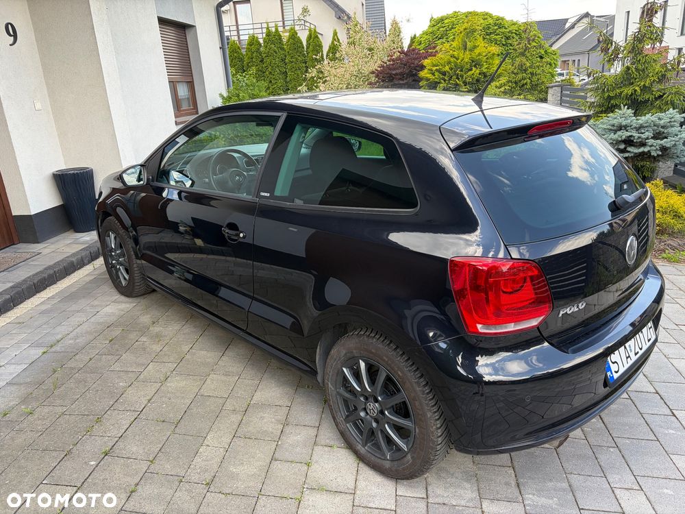 Volkswagen Polo 1.4 16V Trendline DSG - 4