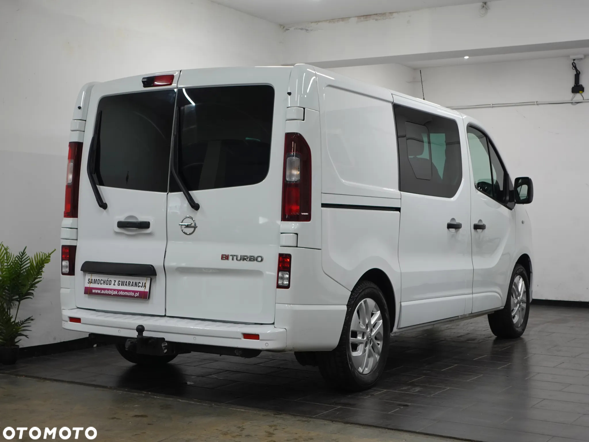 Opel Vivaro - 9