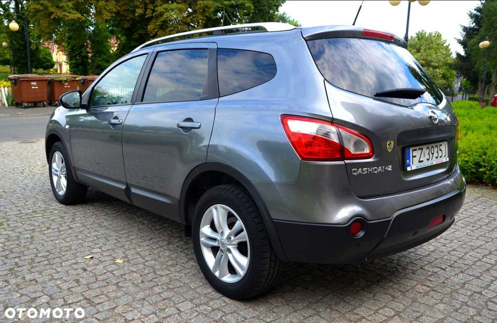 Nissan Qashqai+2 - 5