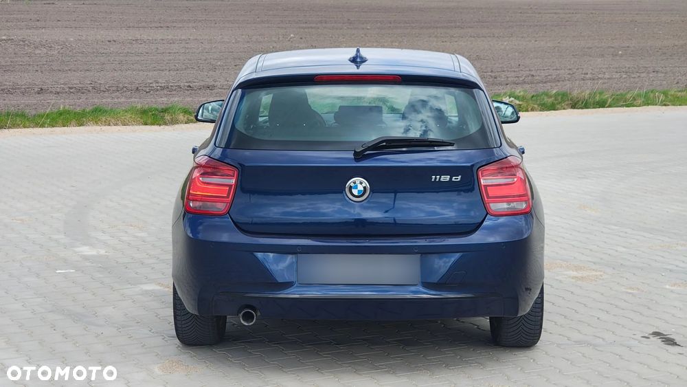 BMW Seria 1 118d Sport Line - 6