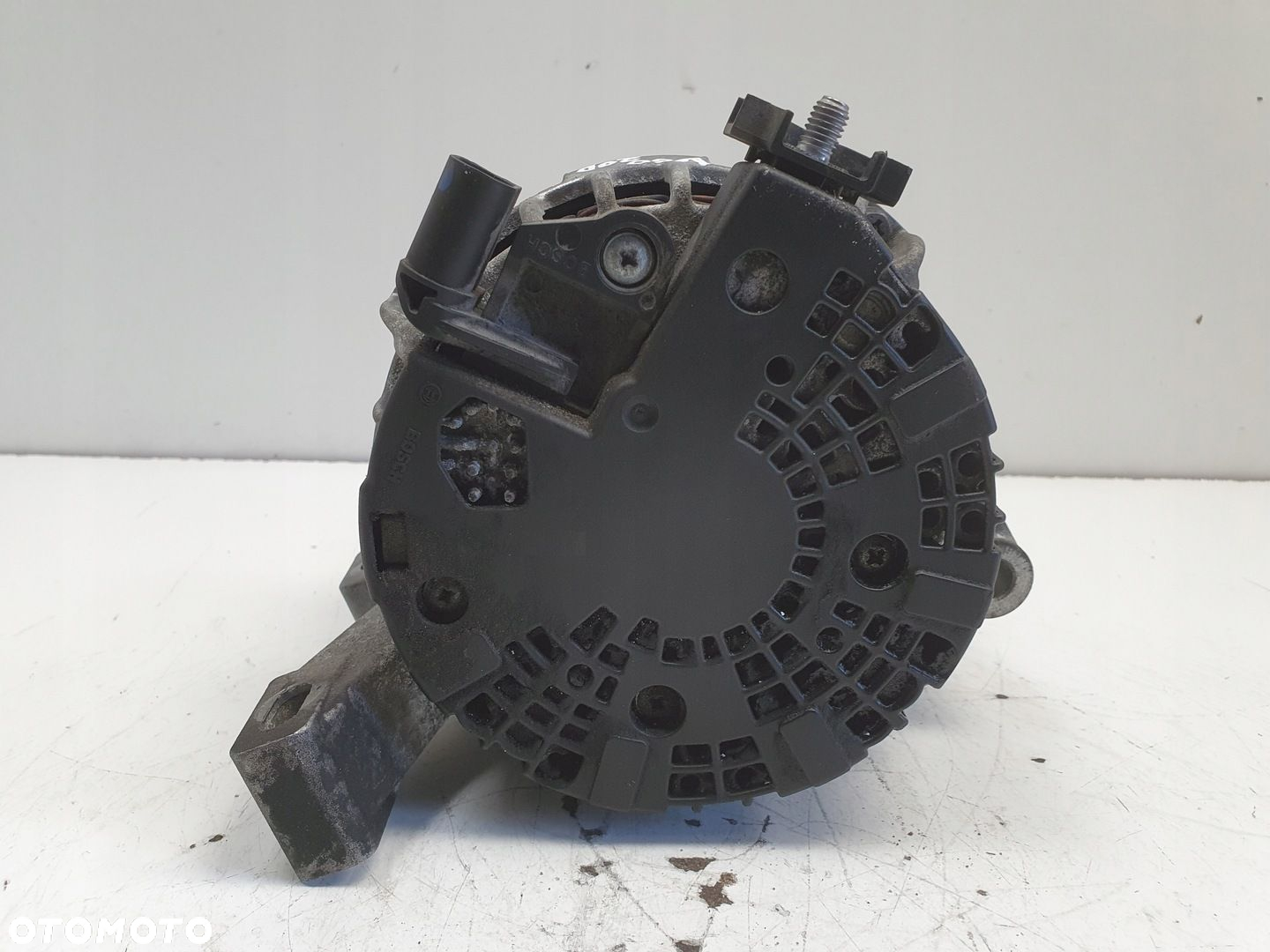 Volvo S60 II V60 2.0 D3 ALTERNATOR - 4