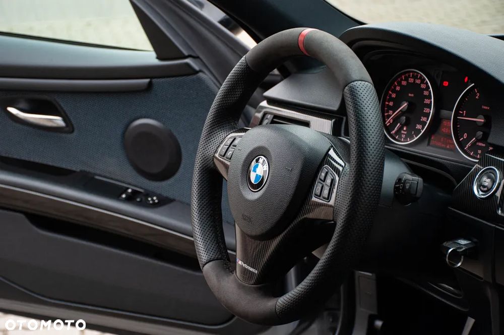 BMW Seria 3 320d - 24