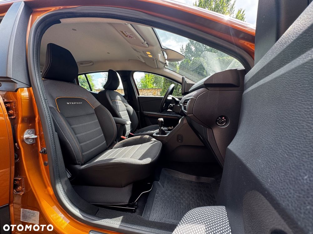 Dacia Sandero - 27