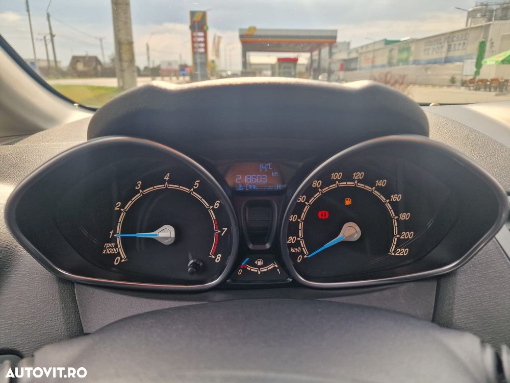 Ford Fiesta 1.0 Trend - 8
