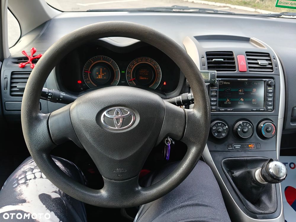 Toyota Auris 2.0 D-4D Premium - 20
