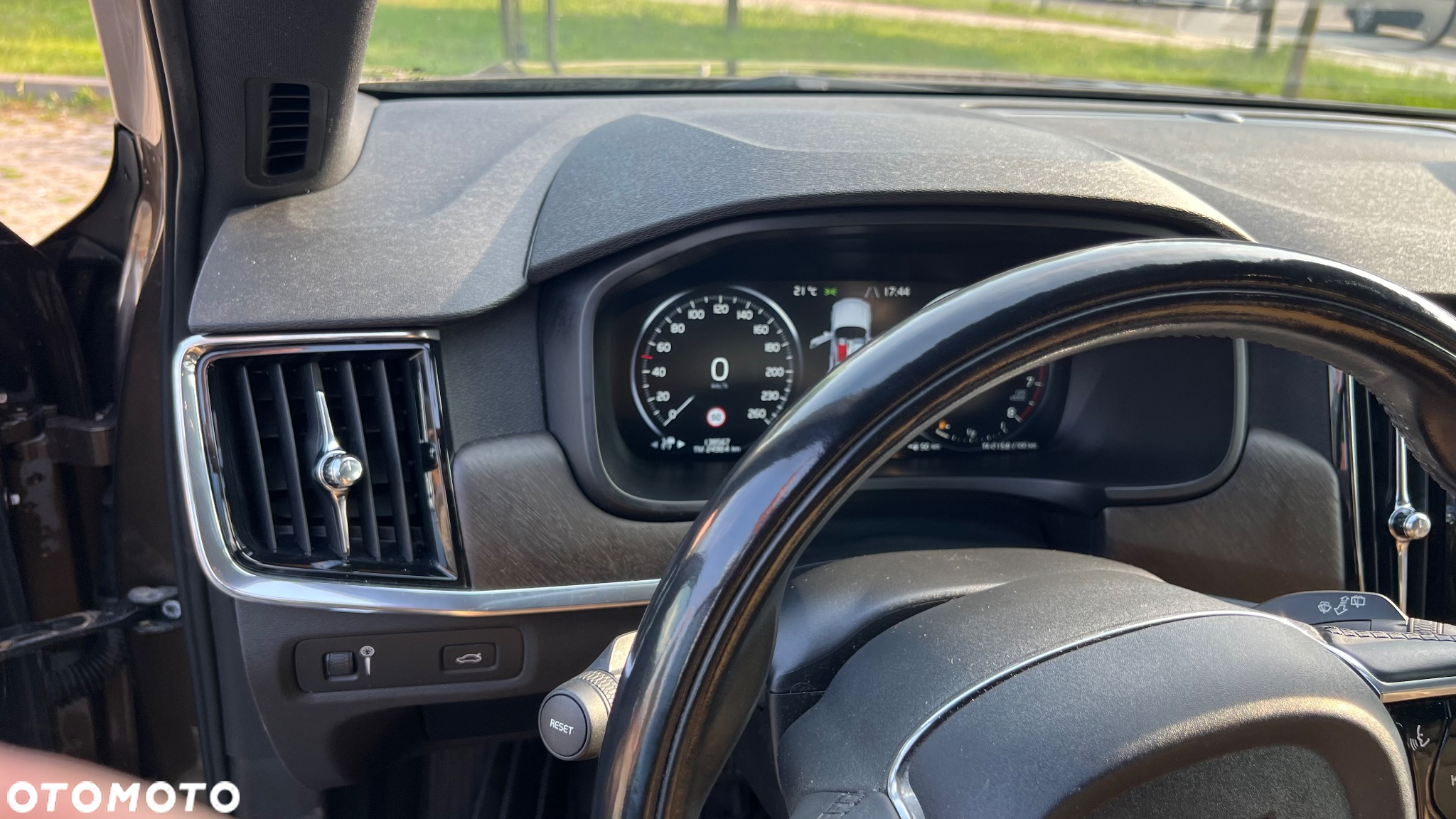 Volvo V90 Cross Country T5 AWD - 27