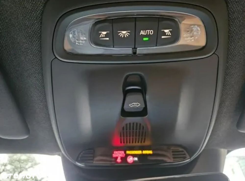 Volvo XC 40 B5 B AWD Inscription - 17