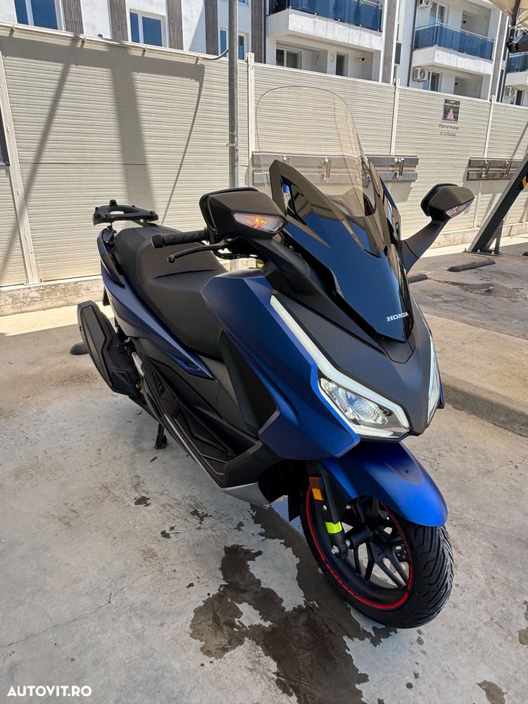 Honda Forza 350 - 1