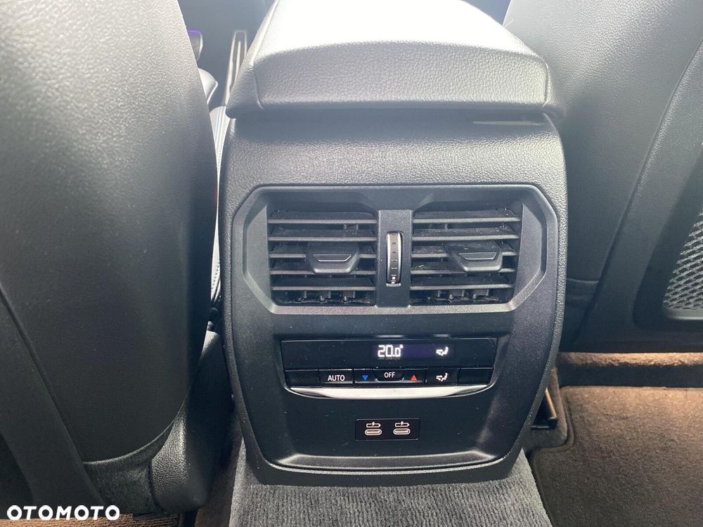 BMW Seria 3 - 22