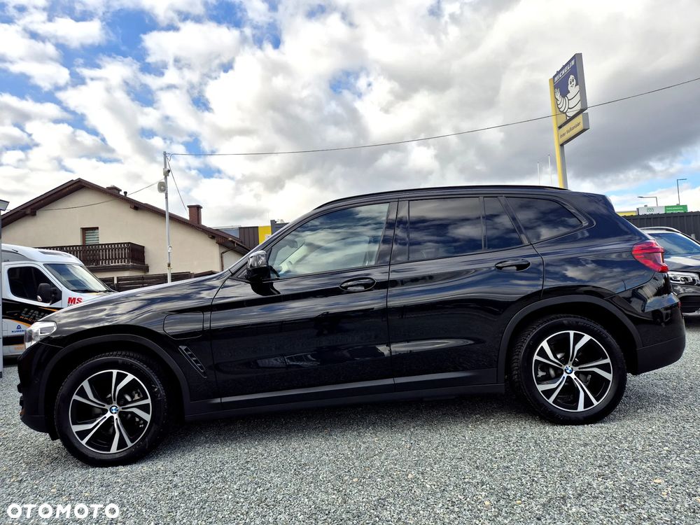 BMW X3 xDrive30e PHEV - 31