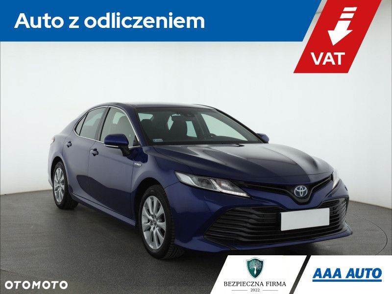 Toyota Camry - 2