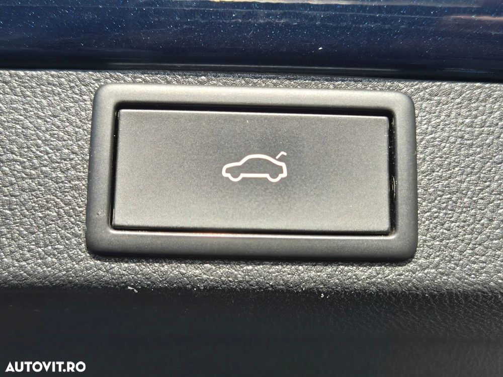 Skoda Octavia 1.4 TSI iV DSG Sportline - 32