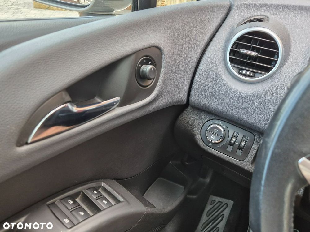 Opel Meriva - 15