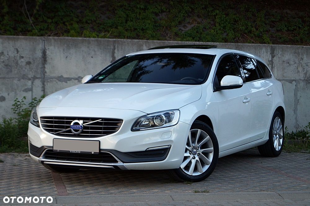 Volvo V60 D4 Edition Pro - 1