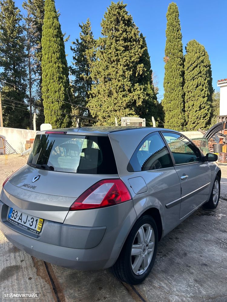 Renault Mégane 1.5 dCi Confort - 4