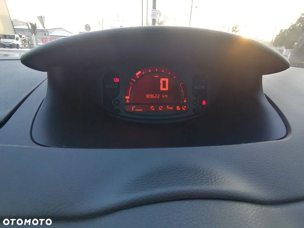 Renault Modus 1.5 dCi ESP Exception - 26