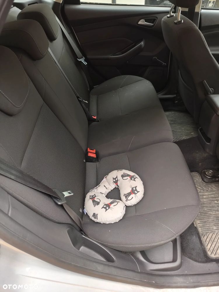 Ford Focus 1.5 TDCi SYNC Edition - 9