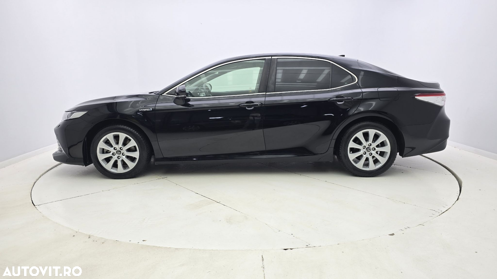 Toyota Camry - 9