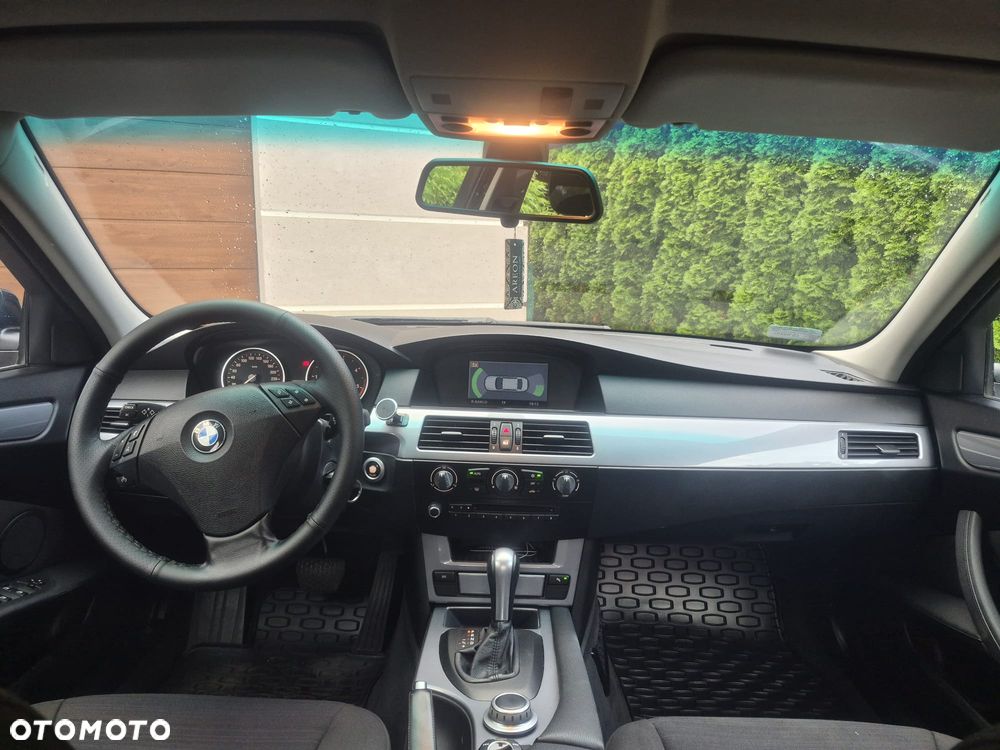 BMW Seria 5 520d - 10